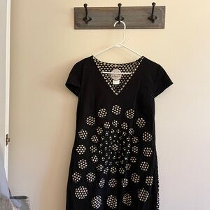 Elegant Navy and Cream Patterned Dress